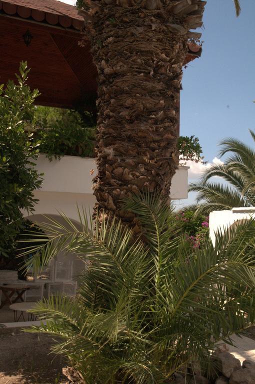 Pasalimani Hotel Çeşme Exterior foto