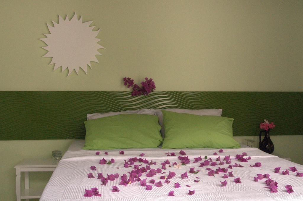 Pasalimani Hotel Çeşme Zimmer foto